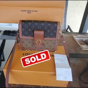 Louis Vuitton Dauphine MM Canvas